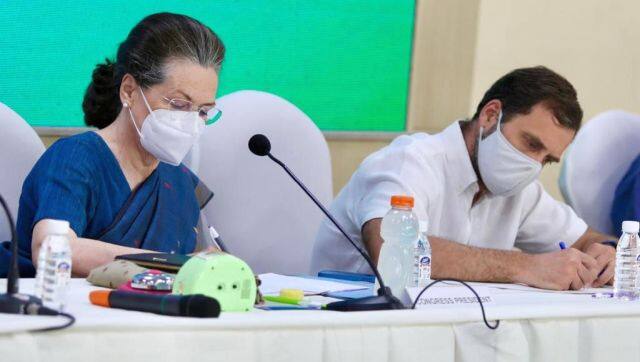 Congress chief Sonia Gandhi and senior party leader Rahul Gandhi at the CWC meet on Sunday. News18