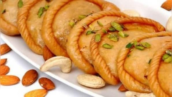 Happy Holi 2022: Treat your taste buds to some amazing gujiyas this festival; here are some suggestions