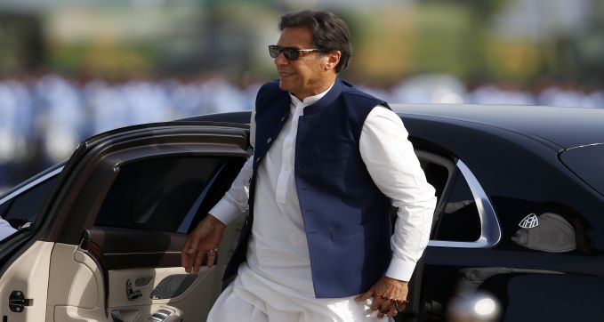 Explained: Why things don’t look good for Pakistan's Imran Khan as he faces biggest political crisis Explained: Why things don’t look good for Pakistan's Imran Khan as he faces biggest political crisis