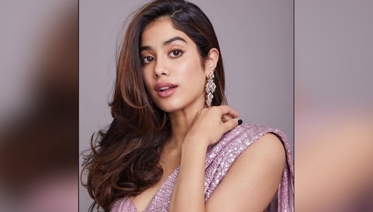 On Janhvi Kapoor's birthday, a sneak peek into actress' Instagram photo  gallery-Entertainment News , Firstpost