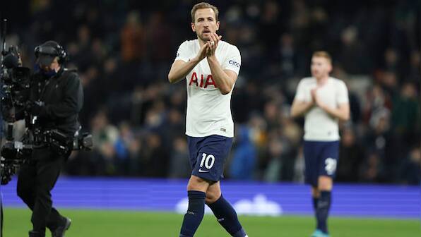 Premier League: Harry Kane targets Champions League place after Spurs humble Everton