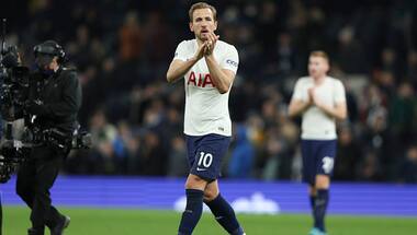 Premier League: Harry Kane targets Champions League place after Spurs humble Everton