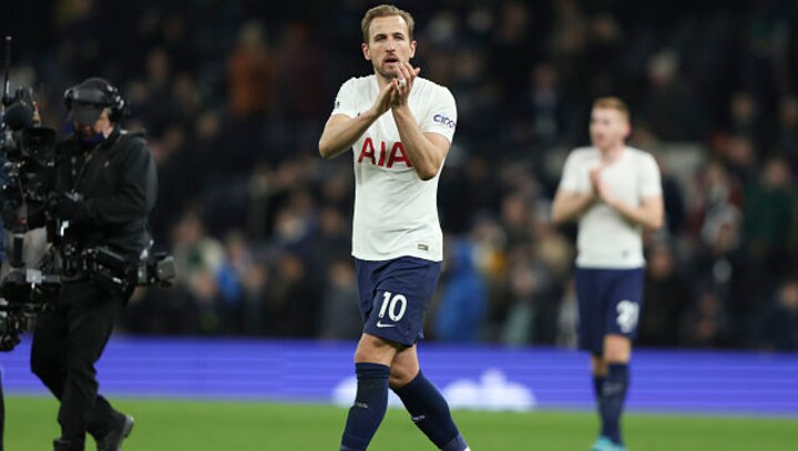 Premier League: Harry Kane targets Champions League place after Spurs humble Everton