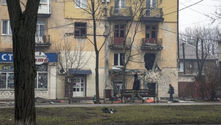 Siege of Ukraine's Mariupol city draws comparisons with Nazi blockade of Leningrad