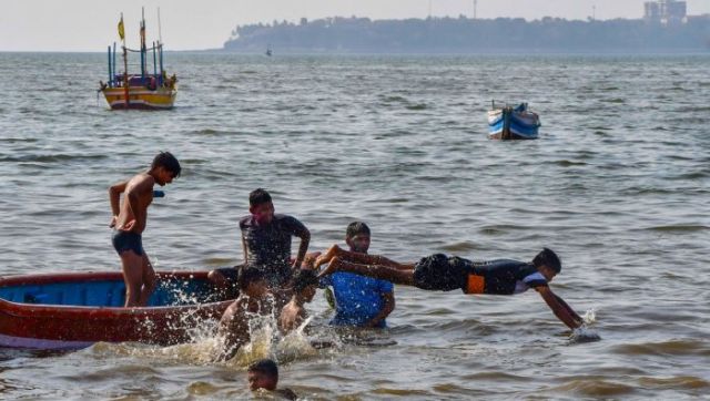 Mumbai sweats it out: The reason for the rising mercury levels in Maximum City Mumbai sweats it out: The reason for the rising mercury levels in Maximum City