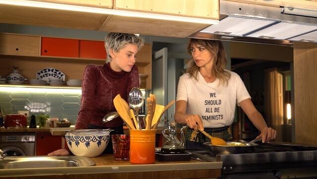 Penélope Cruz and Milena Smit in a still from Parallel Mothers