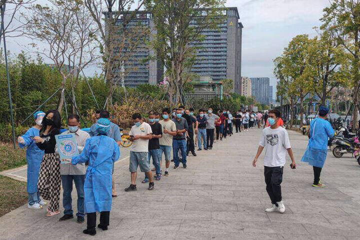China COVID outbreak: Lockdown in economic hub Shenzhen rattles investors