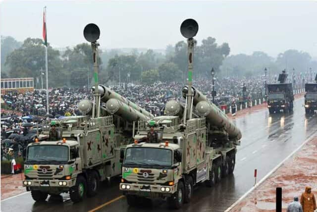 BrahMos weapon system at Rajpath during Republic Day parade on 26 January, 2015. Credit: BrahMos.com