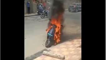 Government orders probe into Ola electric scooter fire incident in Pune
