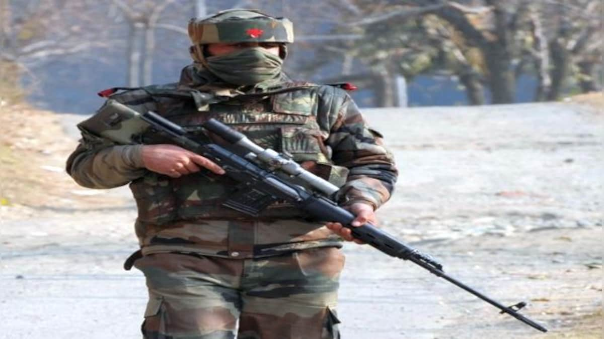 Kashmir: Hizbul Mujahideen terrorist encountered by police in Kulgam’s Khandipora