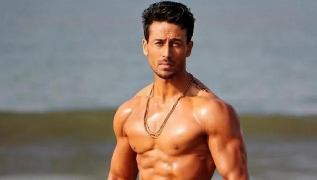 Tiger Shroff makes his musical debut with Heropanti 2 Tiger Shroff makes his musical debut with Heropanti 2