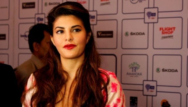 Jacqueline Fernandez prays for immense strength to those dealing with Sri Lanka crisis Jacqueline Fernandez prays for immense strength to those dealing with Sri Lanka crisis