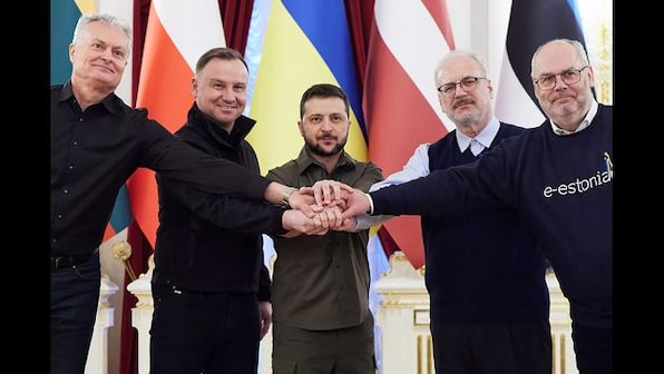 Presidents from four countries on Russia's doorstep visit Ukraine to show support
