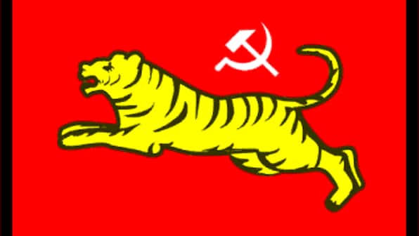 Forward Bloc to remove hammer and sickle from party flag