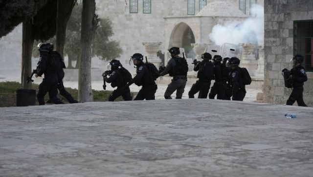 Israeli police storm Al-Aqsa Mosque in Jerusalem's Old City after rock-throwing Israeli police storm Al-Aqsa Mosque in Jerusalem's Old City after rock-throwing