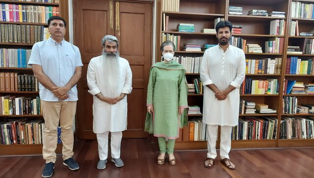 New Punjab Congress team meets Sonia, Rahul, discusses roadmap to strengthen party New Punjab Congress team meets Sonia, Rahul, discusses roadmap to strengthen party