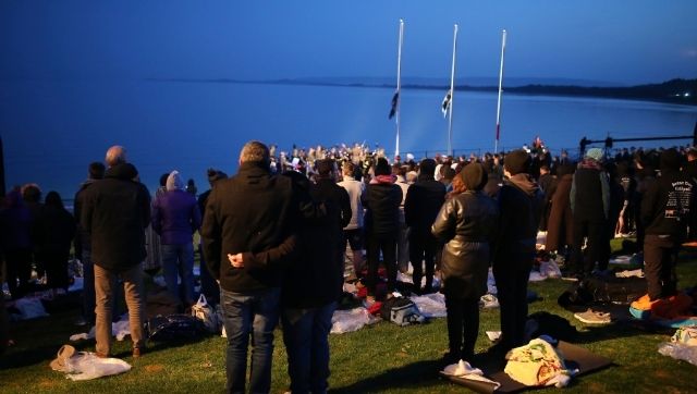 Travellers from Australia and New Zealand remember fallen Anzacs at Gallipoli battlefields, along with Turkish and other nations' dignitaries Travellers from Australia and New Zealand remember fallen Anzacs at Gallipoli battlefields, along with Turkish and other nations' dignitaries