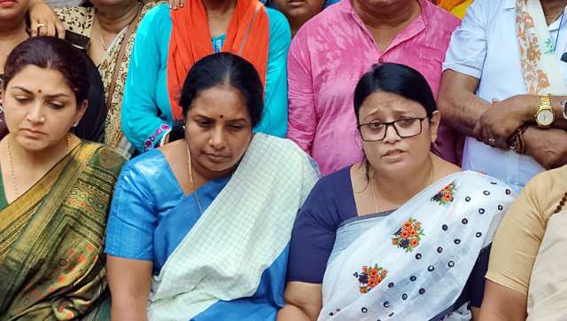 27 rapes in 20 days: BJP fact-finding team recommends dissolution of Mamata govt, transfer of Hanskhali case out of Bengal 27 rapes in 20 days: BJP fact-finding team recommends dissolution of Mamata govt, transfer of Hanskhali case out of Bengal