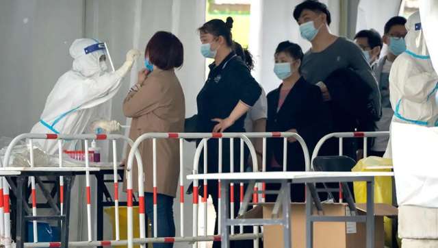 Beijing orders mass COVID-19 testing in 11 districts after 32 turn positive on Monday's nucleic acid tests Beijing orders mass COVID-19 testing in 11 districts after 32 turn positive on Monday's nucleic acid tests