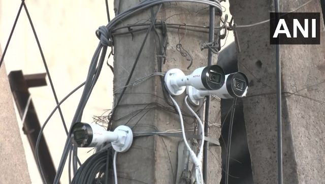 Delhi Police install CCTV cameras in Jahangirpuri, to set up temporary monitoring station Delhi Police install CCTV cameras in Jahangirpuri, to set up temporary monitoring station