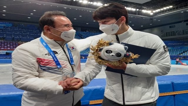 한국 올림픽 금메달리스트들에게 ‘닭 연금’이 수여됐다.