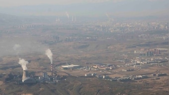 China promotes coal-fired power in setback for efforts to cut emissions