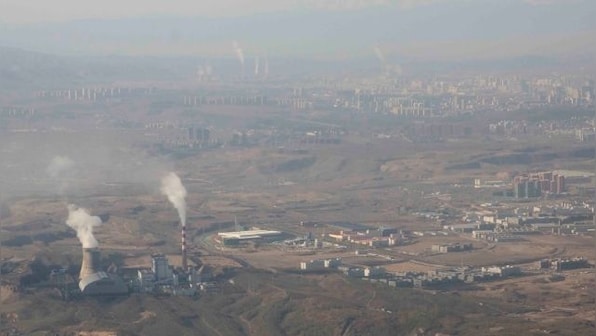 China promotes coal-fired power in setback for efforts to cut emissions