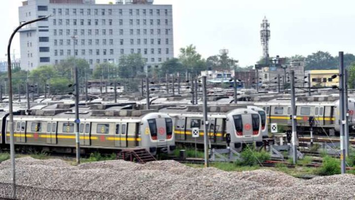 Coal shortage may lead to power outages in Delhi metro and hospitals, warns minister Satyendar Jain