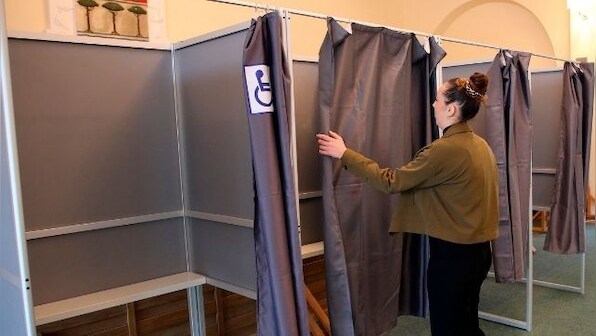 Nail-biting election on cards in France as Emmanuel Macron's rival, far-right leader Marine Le Pen, surges ahead