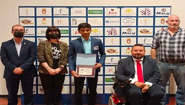 La Roda International Open Chess: Indian GM Gukesh wins title; Praggnanandhaa third La Roda International Open Chess: Indian GM Gukesh wins title; Praggnanandhaa third