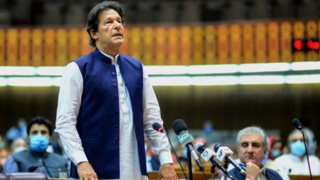 Pakistan Opposition meets NA Speaker, urges him to carry out vote on no-trust motion against PM Imran Khan Pakistan Opposition meets NA Speaker, urges him to carry out vote on no-trust motion against PM Imran Khan