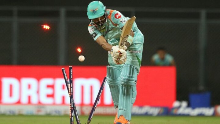 Watch: Trent Boult cleans up KL Rahul for a golden duck with a 'jaffa'
