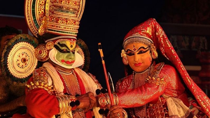Know Your Classical Dances: Kathakali’s rich repertoire and elaborate costuming make the dance-drama a spectacle to behold Know Your Classical Dances: Kathakali’s rich repertoire and elaborate costuming make the dance-drama a spectacle to behold
