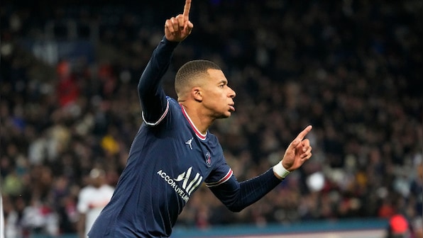 Ligue 1: Mbappe, Neymar hat-tricks help PSG thrash struggling Clermont 6-1; Rennes move to 2nd spot