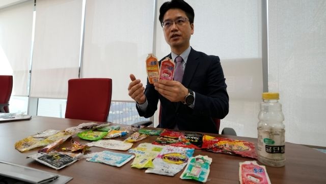 Scholar uses trash as 'treasure' to study life in North Korea Scholar uses trash as 'treasure' to study life in North Korea