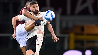 Serie A: AC Milan stalemate at Torino lets Napoli off the hook in title chase; Roma beat Salernitana