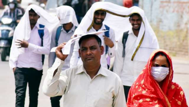 Delhi braces for severe heatwave, temperature to rise 44 degrees Celsius; Yellow alert issued from tomorrow Delhi braces for severe heatwave, temperature to rise 44 degrees Celsius; Yellow alert issued from tomorrow