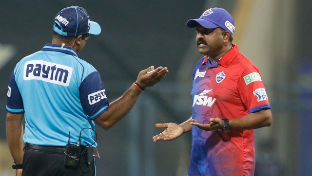 IPL 2022: Controversy erupts during DC-RR match as Rishabh Pant asks batters to walk-off IPL 2022: Controversy erupts during DC-RR match as Rishabh Pant asks batters to walk-off
