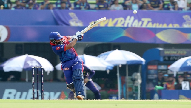 IPL 2022: DC's Prithvi Shaw admitted to hospital due to high fever, COVID tests are negative IPL 2022: DC's Prithvi Shaw admitted to hospital due to high fever, COVID tests are negative