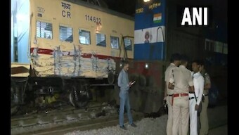Puducherry Express derailed in Mumbai after minor collision with Gadag Express; no injuries reported