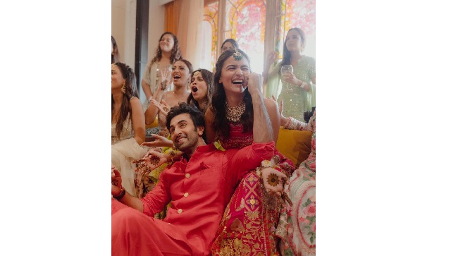 Alia Bhatt, Ranbir Kapoor's truly intimate ceremony wasn't usual celebrity wedding drill: it put home and family in focus Alia Bhatt, Ranbir Kapoor's truly intimate ceremony wasn't usual celebrity wedding drill: it put home and family in focus