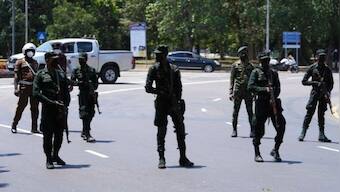 Sri Lanka economic crisis: New Cabinet to be sworn in as government tries to tackle public anger