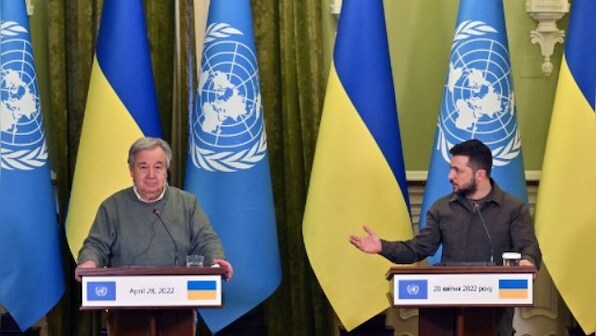 Russian strikes Kyiv after UN chief’s meeting with Ukraine President Volodymyr Zelensky