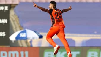 IPL 2022: Umran Malik, Dinesh Karthik in focus as upbeat Sunrisers Hyderabad take on RCB