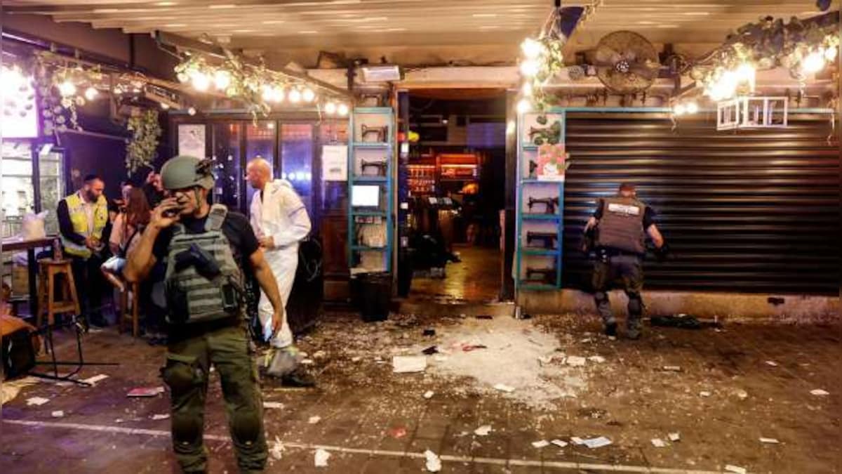 Israel: 2 killed, several injured in shooting in crowded central Tel Aviv; Hamas, Islamic Jihad welcome the attack