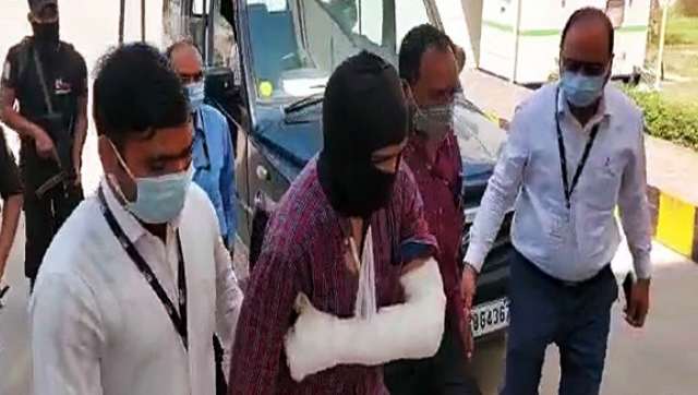 Gorakhnath temple attack: Accused transferred huge amount of cash to ISIS account in Syria, had plans to flee to Canada Gorakhnath temple attack: Accused transferred huge amount of cash to ISIS account in Syria, had plans to flee to Canada