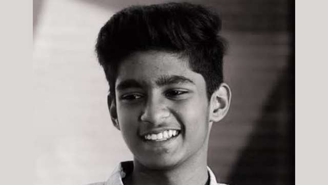 Deenadayalan Vishwa, 18-year-old top Tamil Nadu table tennis player, dies in road accident enroute Shillong for competition Deenadayalan Vishwa, 18-year-old top Tamil Nadu table tennis player, dies in road accident enroute Shillong for competition