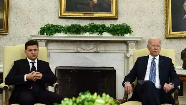 'West foolishly made Ukraine give up nuclear weapons, led it poke Russia with NATO expansion': Top political scientist 'West foolishly made Ukraine give up nuclear weapons, led it poke Russia with NATO expansion': Top political scientist