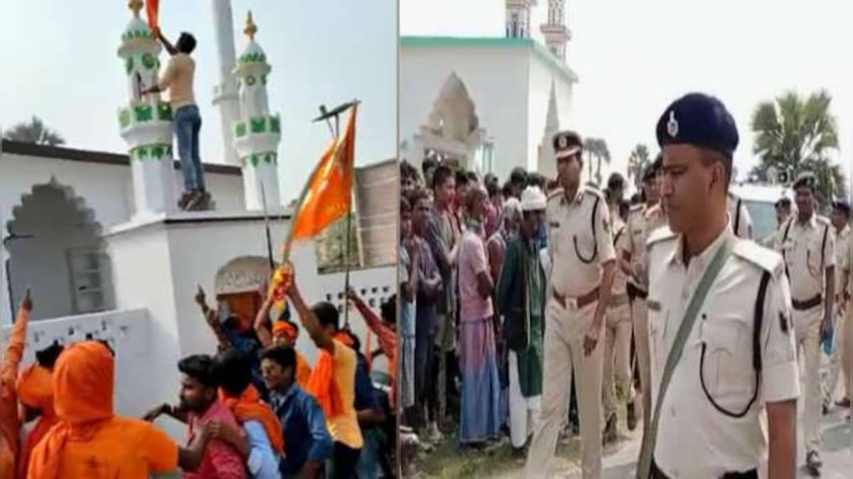 Bihar: Saffron flag planted on a mosque in Muzaffarpur on Ram Navami, 3 arrested