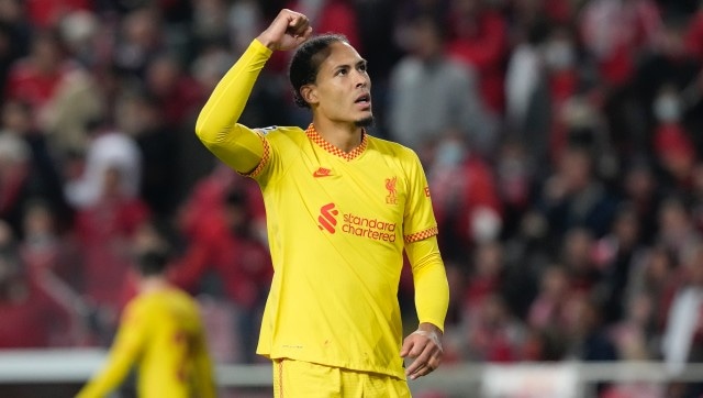 Viervoudige achtervolging zet Liverpool onder druk, geeft verdediger Virgil van Dijk toe